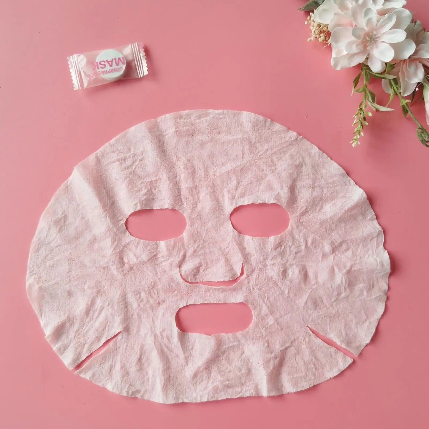 NEW High - end 30/50PCS Disposable Compressed Facial Mask Portable Non - woven Face Mask Facial Towel Coin Cotton Wrapped Tissues - cikryna